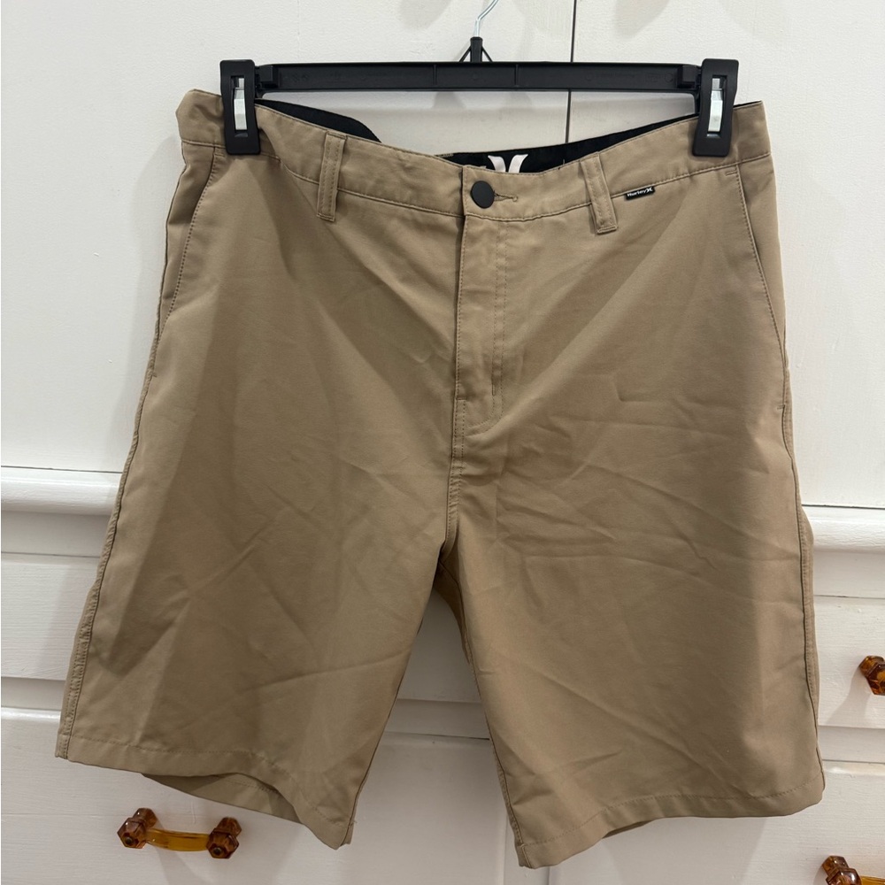 Hurley Men's Tan Shorts